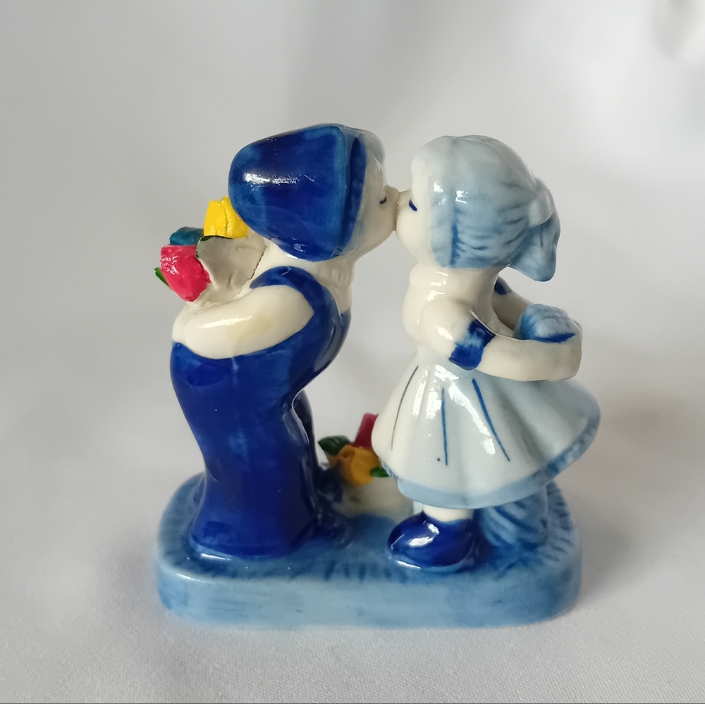 Vintage Delft Blue Kissing Kids Figurine